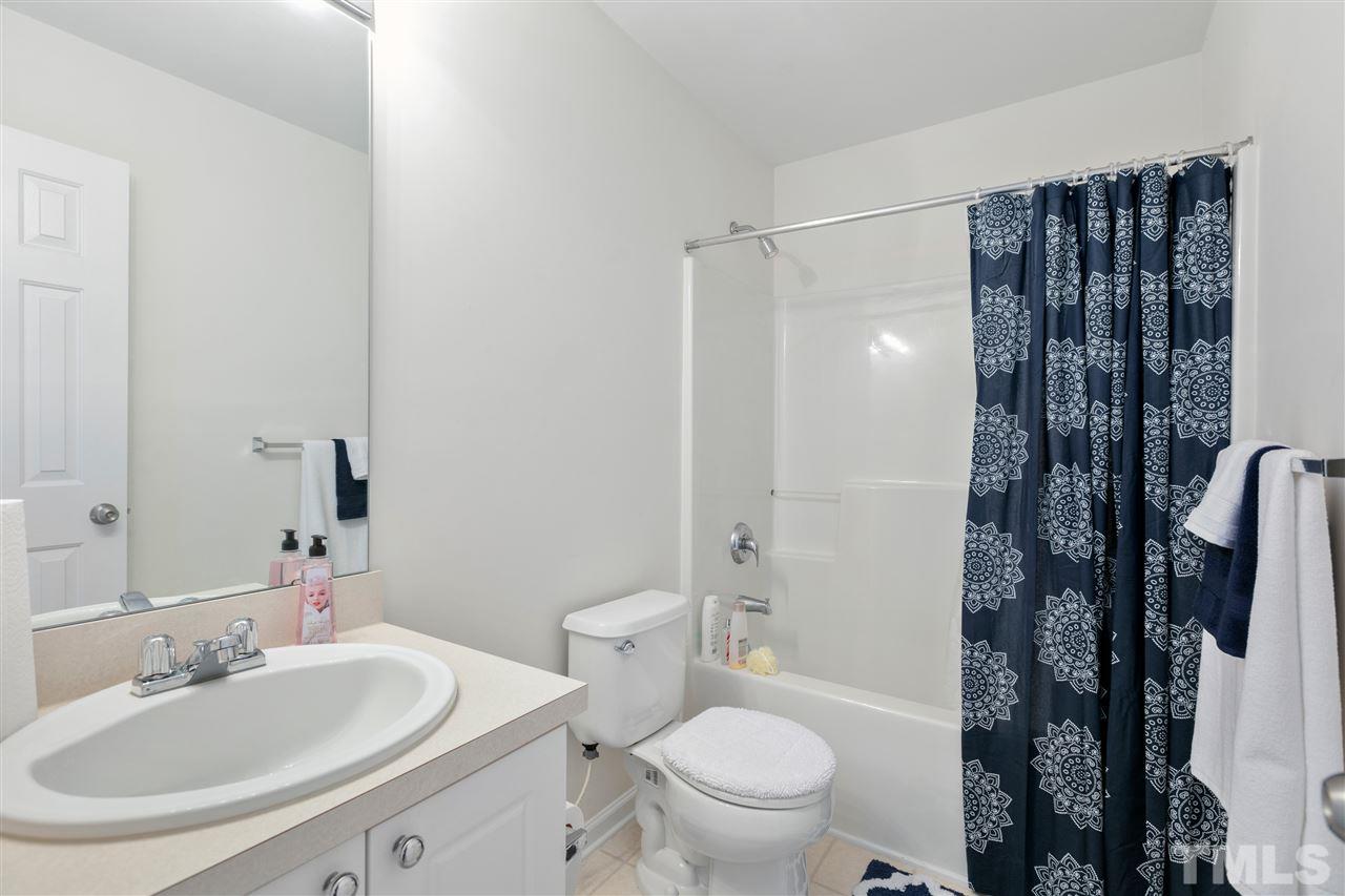 2154 Metacomet Way Raleigh, NC 27604 - Photo 19 of 30