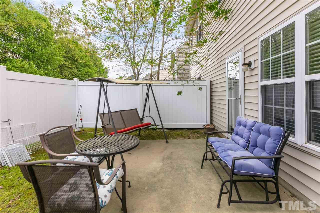 2154 Metacomet Way Raleigh, NC 27604 - Photo 25 of 30