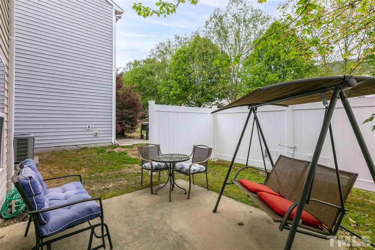 2154 Metacomet Way Raleigh, NC 27604 - Photo 27 of 30
