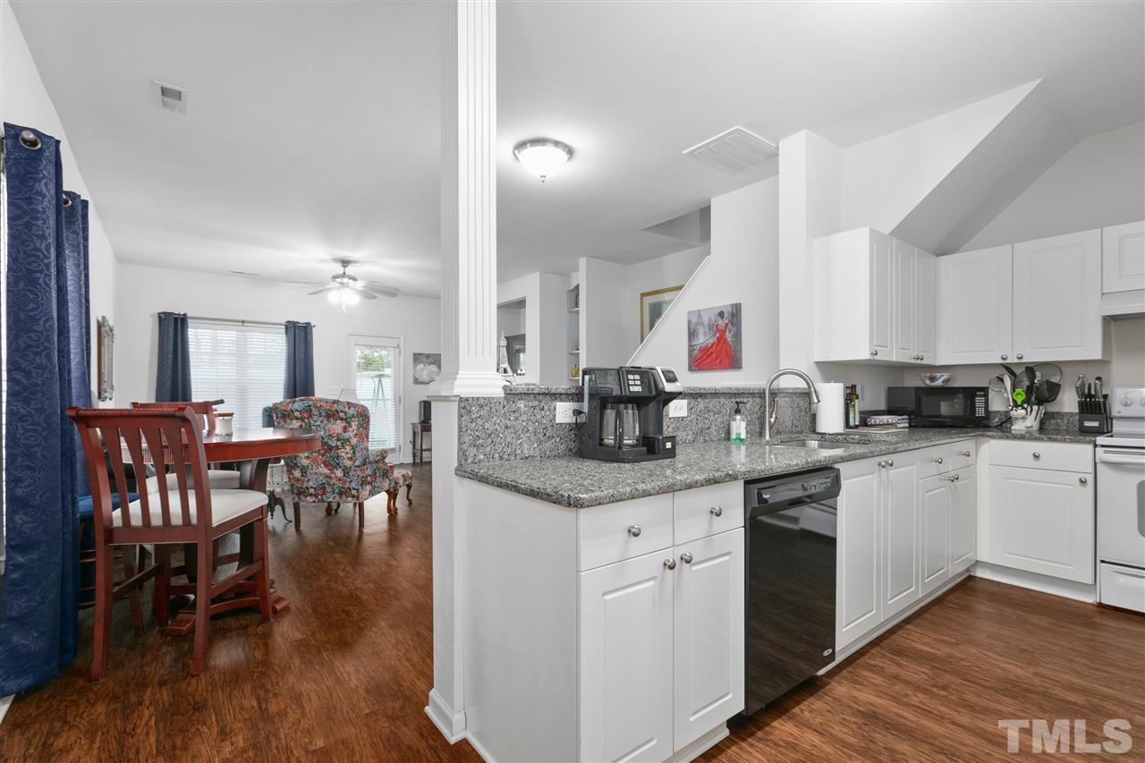 2154 Metacomet Way Raleigh, NC 27604 - Photo 6 of 30