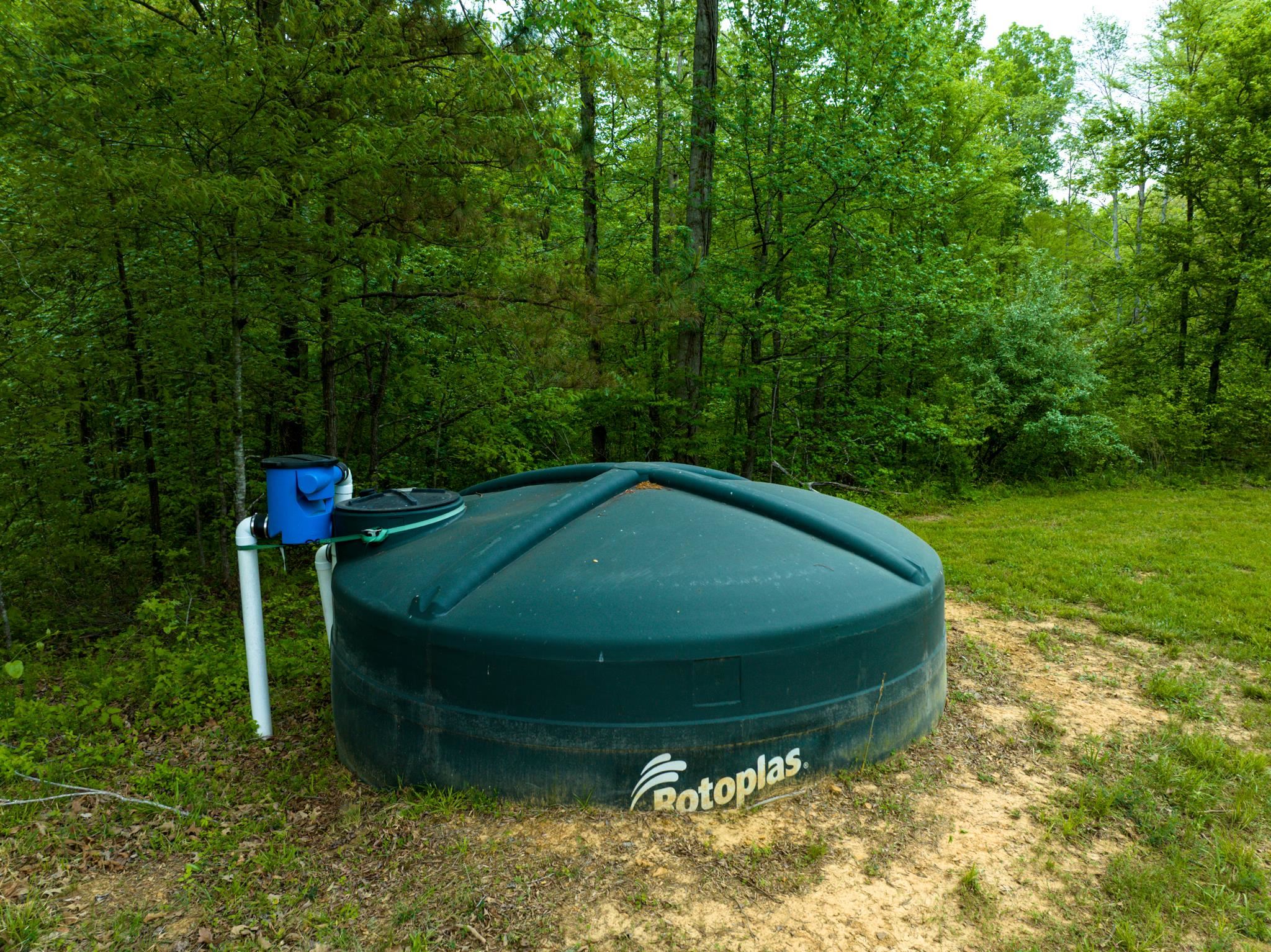 2933 Cavia Road Holladay, TN 38341 - Photo 37 of 40 a view of a backyard