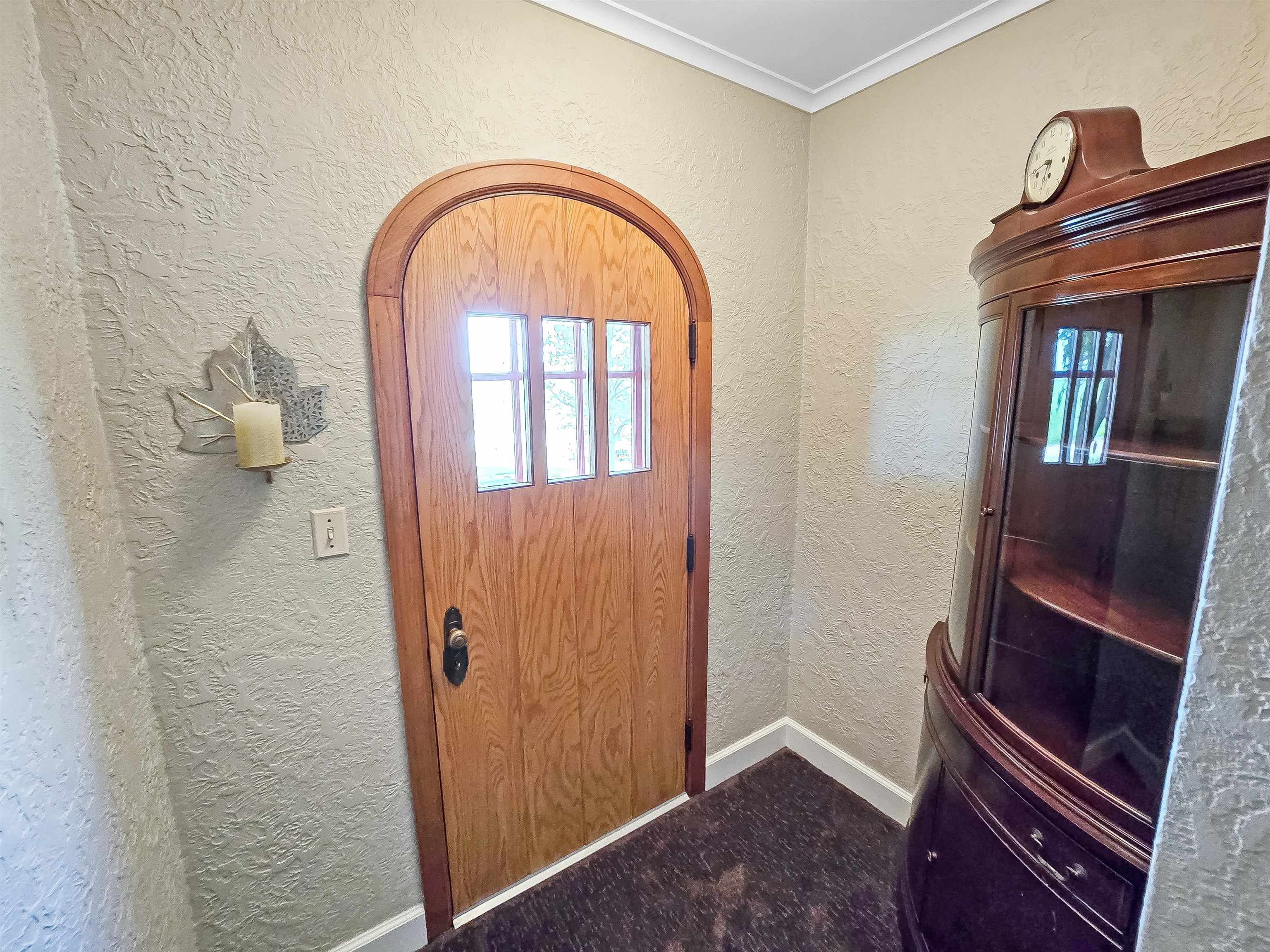 10225 North Brookville Road Shannon, IL 61078 - Photo 3 of 65 a view of an entryway with wooden floor