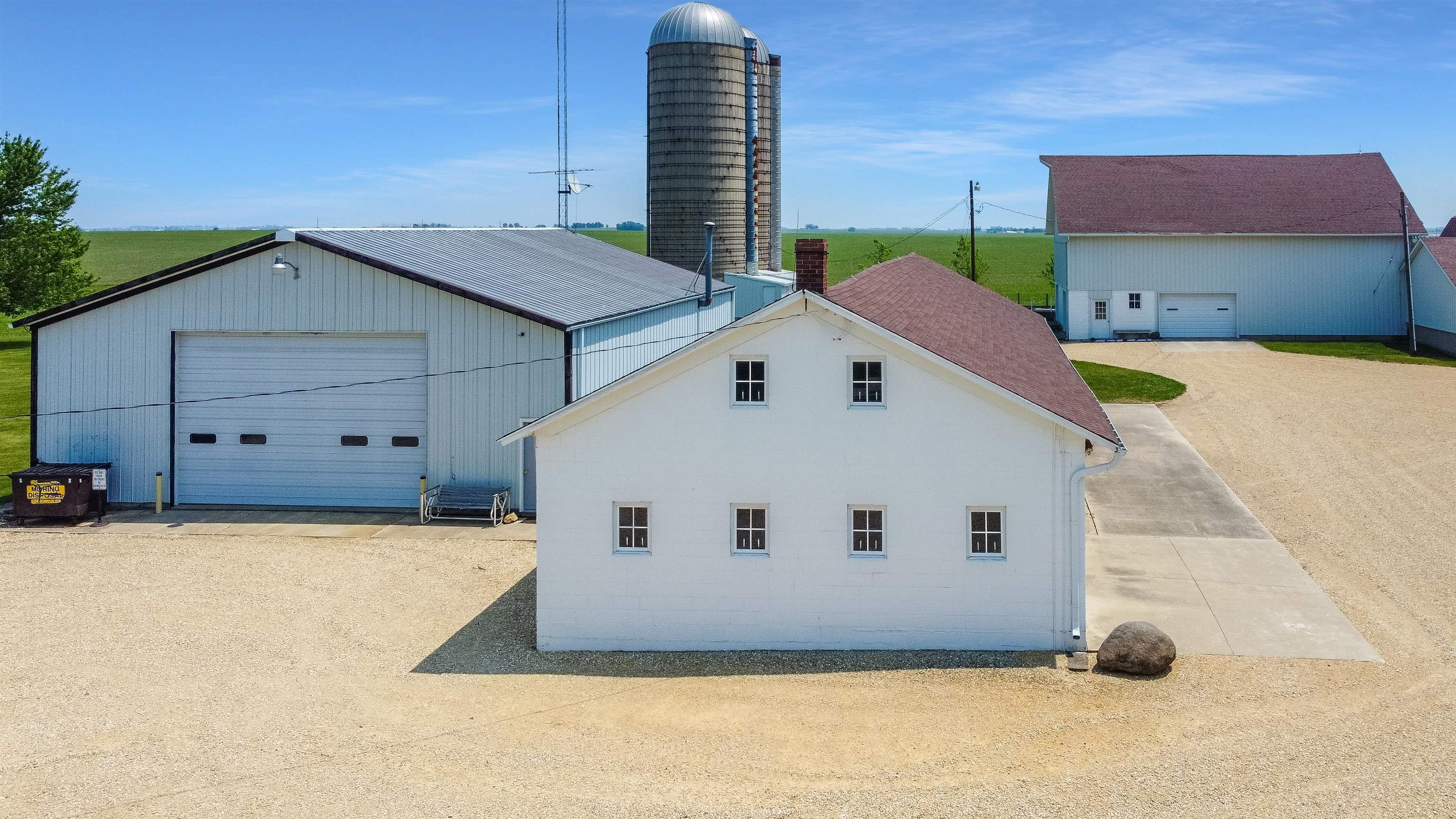 10225 North Brookville Road Shannon, IL 61078 - Photo 37 of 65 a view of a terrace with wooden fence