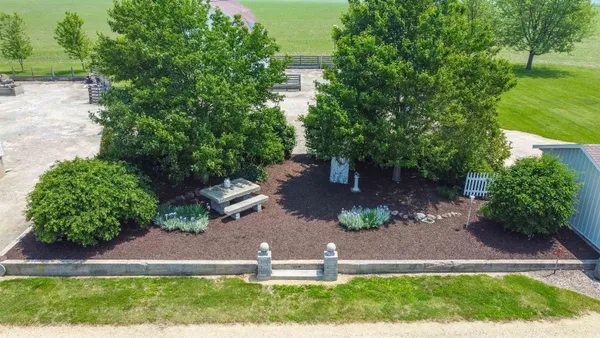 $595,000 | 10225 North Brookville Road, Shannon, IL 61078