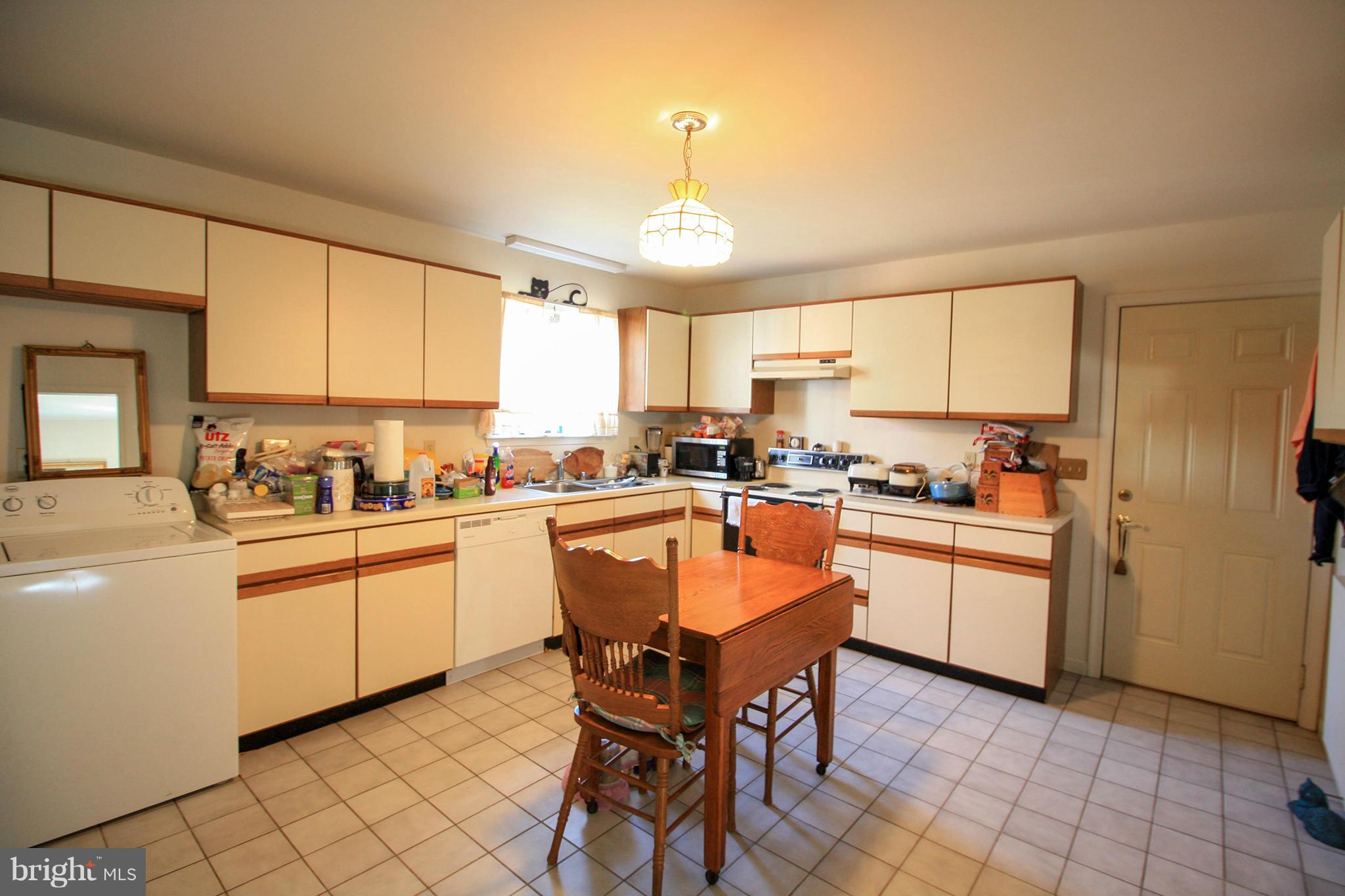 2118 Tyrone Road Westminster, MD 21158 - Photo 14 of 30 Kitchen