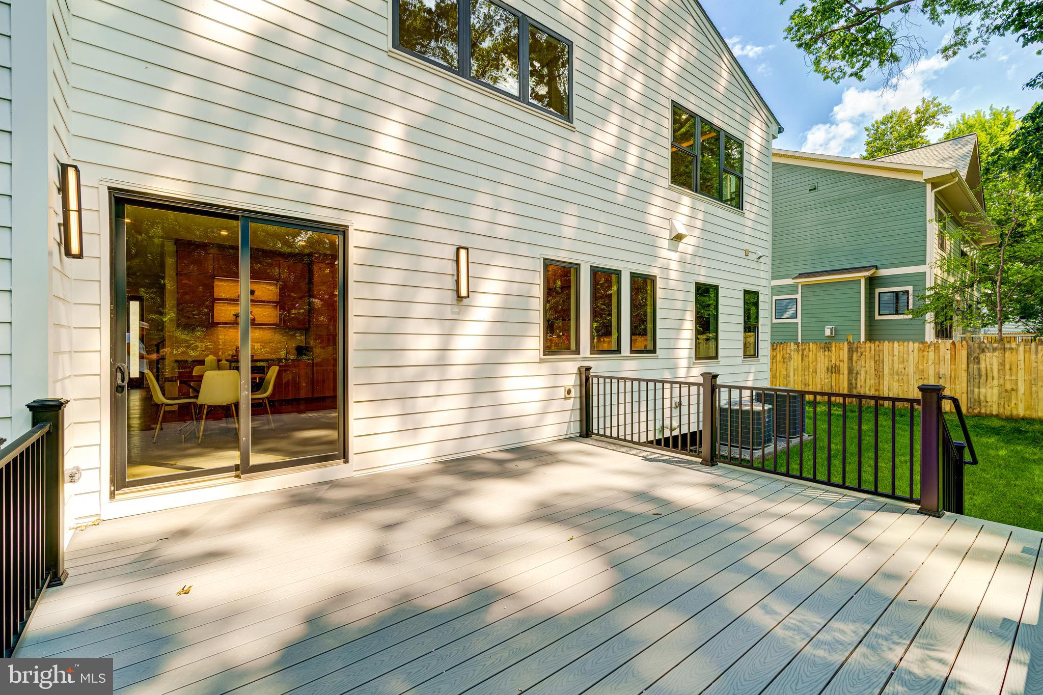 506 Kingsley Road Southwest Vienna, VA 22180 - Photo 138 of 148 Gallery Image 138