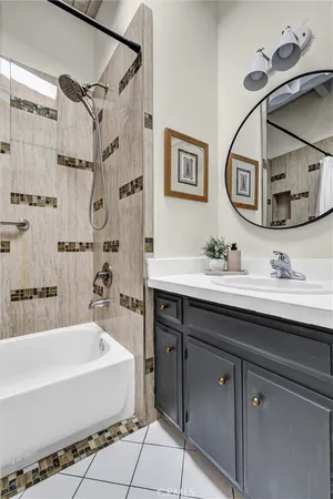 $1,999,900 | 1025 Oro Street, Laguna Beach, CA 92651
