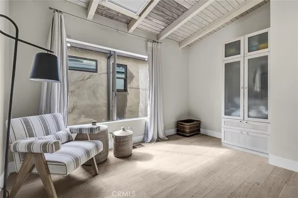$1,999,900 | 1025 Oro Street, Laguna Beach, CA 92651