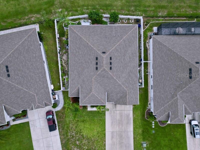 10148 Florence Ridge Drive Clermont, FL 34711 - Photo 42 of 47 an aerial view of a house with a yard