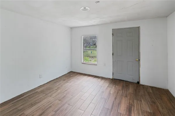 $169,000 | 921 North Terry Street, Rockport, TX 78382