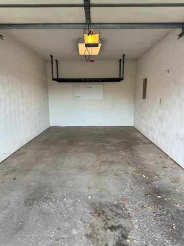 $2,315 | 2500 Grant Street, Unit 118, Bettendorf, IA 52722