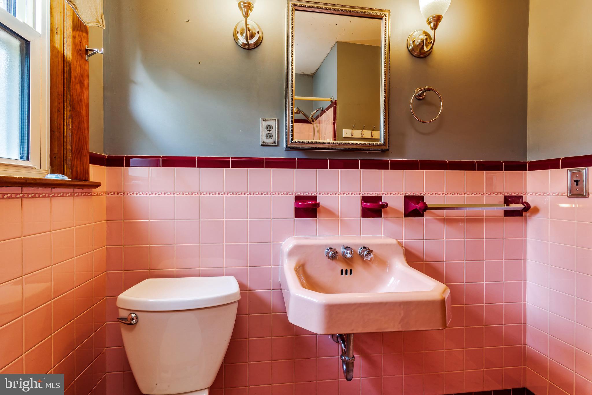 230 Adams Avenue Pitman, NJ 08071 - Photo 11 of 25 Hall Bath