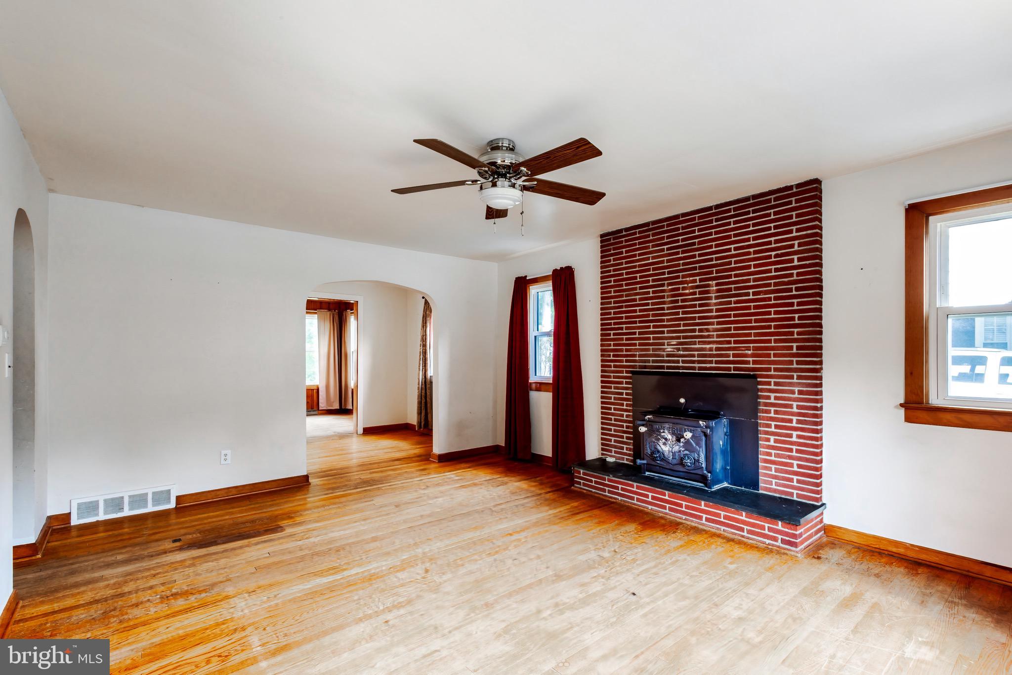 230 Adams Avenue Pitman, NJ 08071 - Photo 3 of 25 Living Room