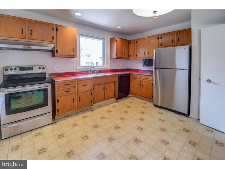 7 Mercer Hill Road Ambler, PA 19002 - Photo 4 of 25 Kitchen