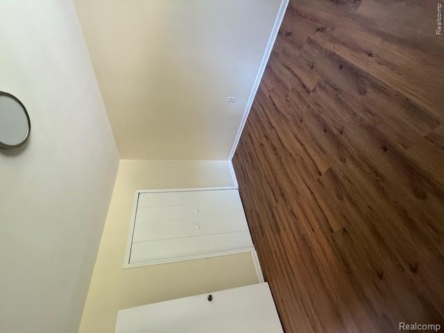 43038 Hanford Road Canton, MI 48187 - Photo 18 of 36 Spacious room featuring rich wood-finish flooring