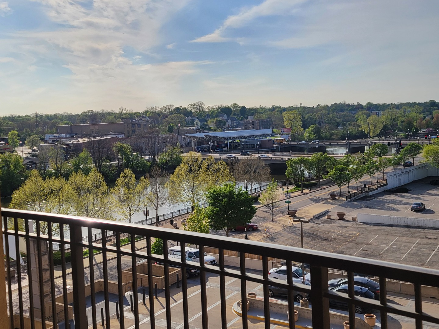 50 South Grove Avenue, Unit 510 Elgin, IL 60120 - Photo 6 of 7 a view of a city from a balcony