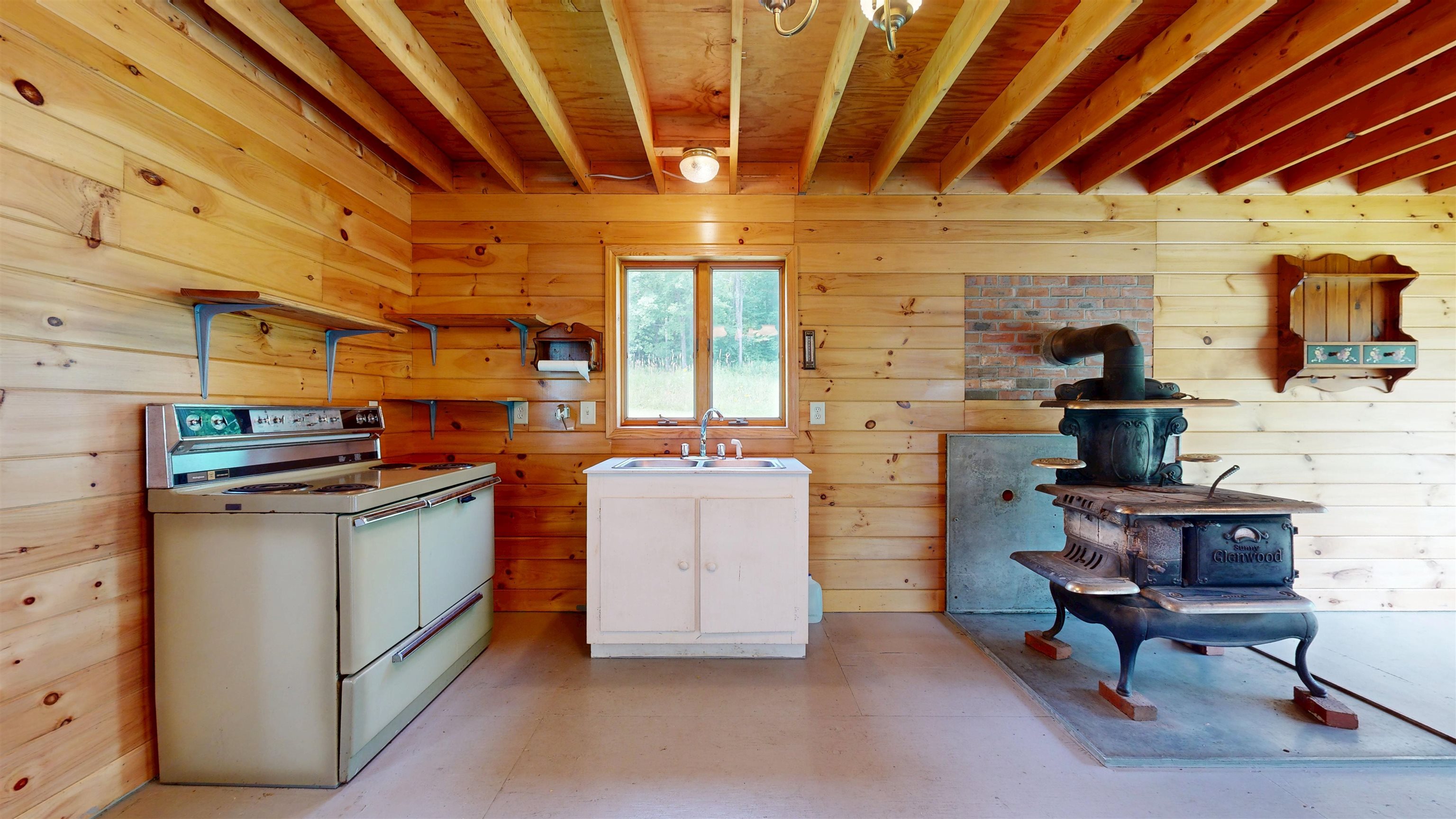 820 Texas Hill Road Huntington, VT 05462 - Photo 6 of 15