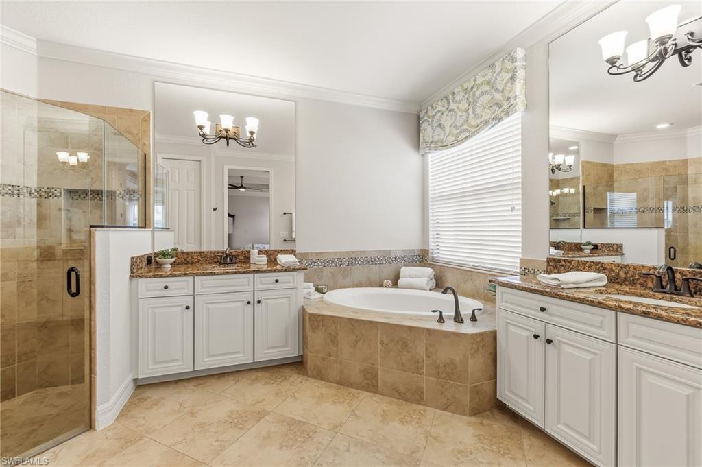 12614 Fenhurst Way Naples, FL 34120 - Photo 16 of 44 Primary bath