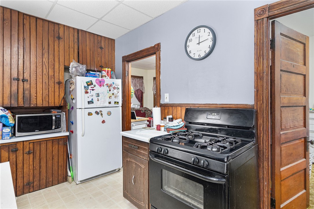 96 Lee Street Pawtucket, RI 02861 - Photo 18 of 30