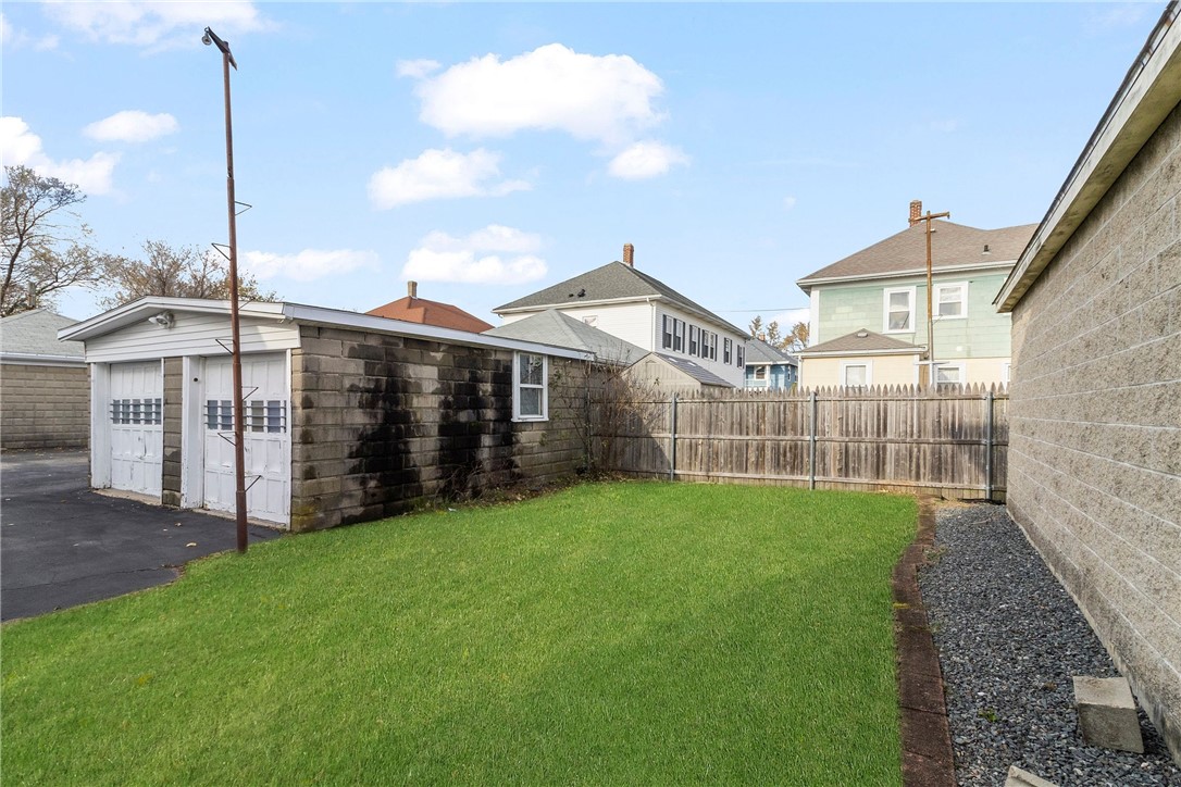 96 Lee Street Pawtucket, RI 02861 - Photo 22 of 30