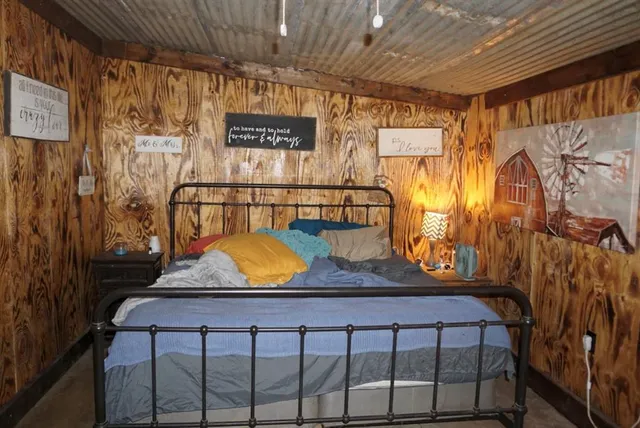 $130,000 | 2269 South Church Street, Paris, TX 75460