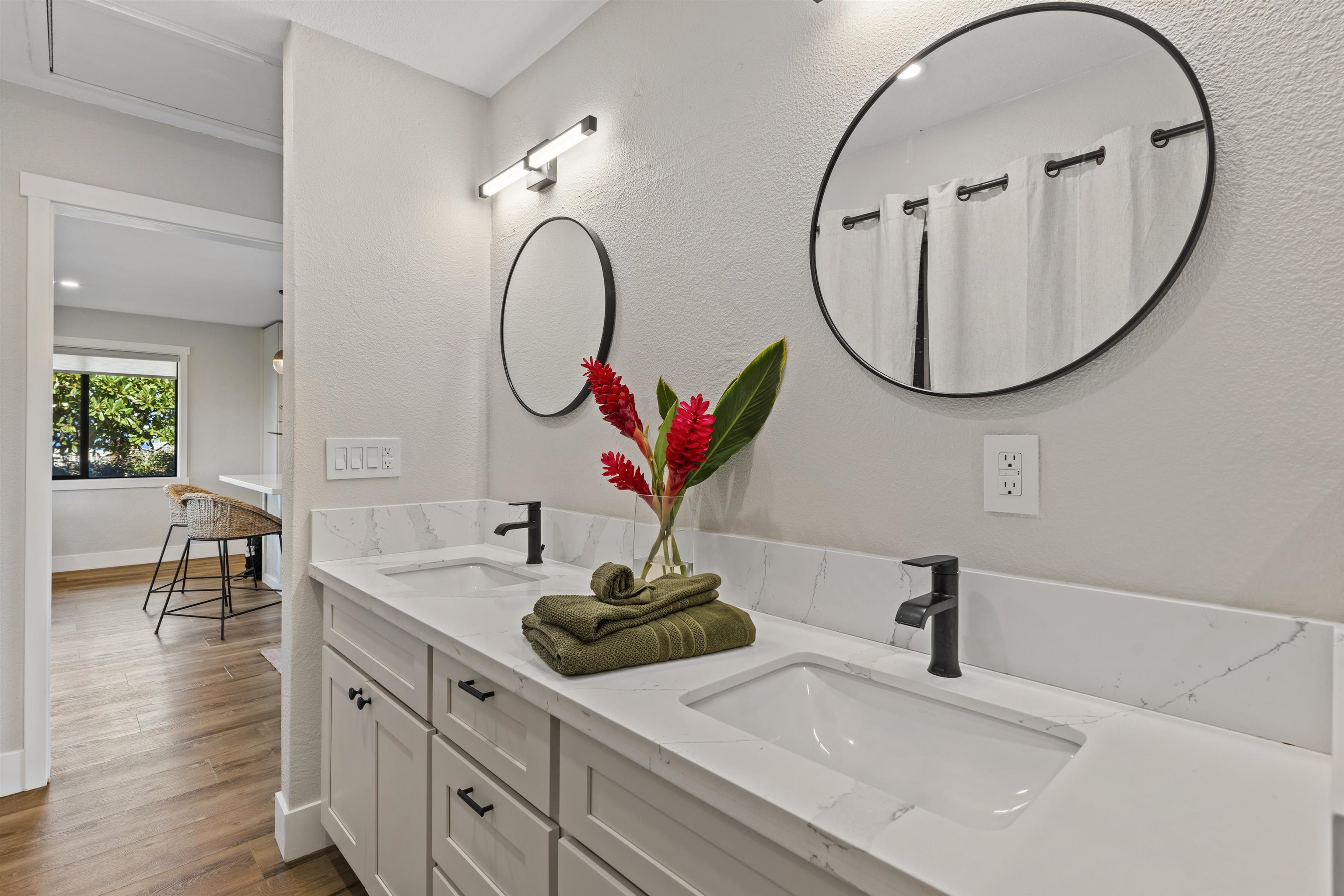150 Puukolii Road, Unit 43 Lahaina, HI 96761 - Photo 22 of 31 a bathroom with a sink and a mirror