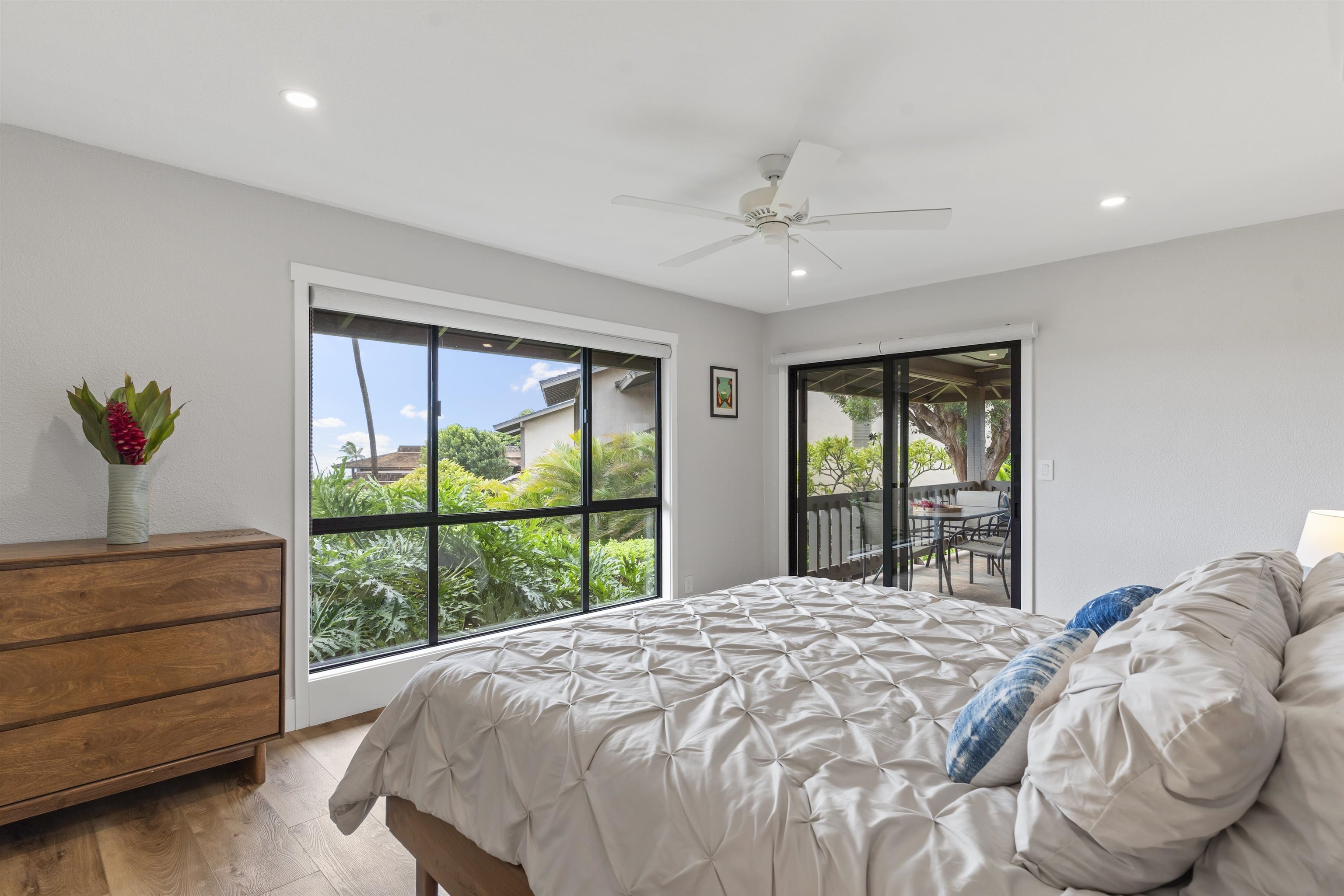 150 Puukolii Road, Unit 43 Lahaina, HI 96761 - Photo 6 of 31 a bedroom with a bed and a window