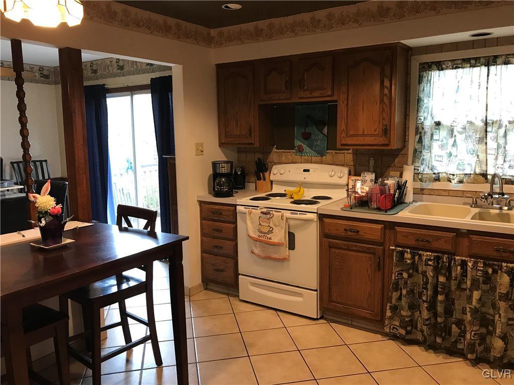 2914 Center Road Northampton, PA 18067 - Photo 3 of 8 Gallery Image 3