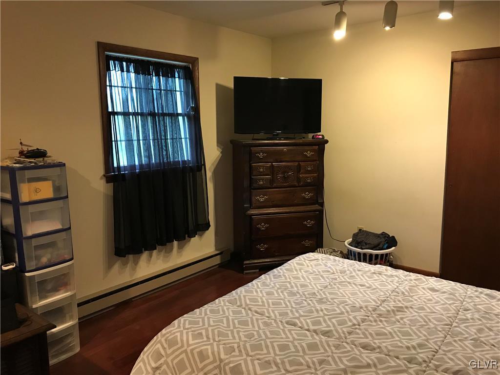 2914 Center Road Northampton, PA 18067 - Photo 6 of 8 Gallery Image 6