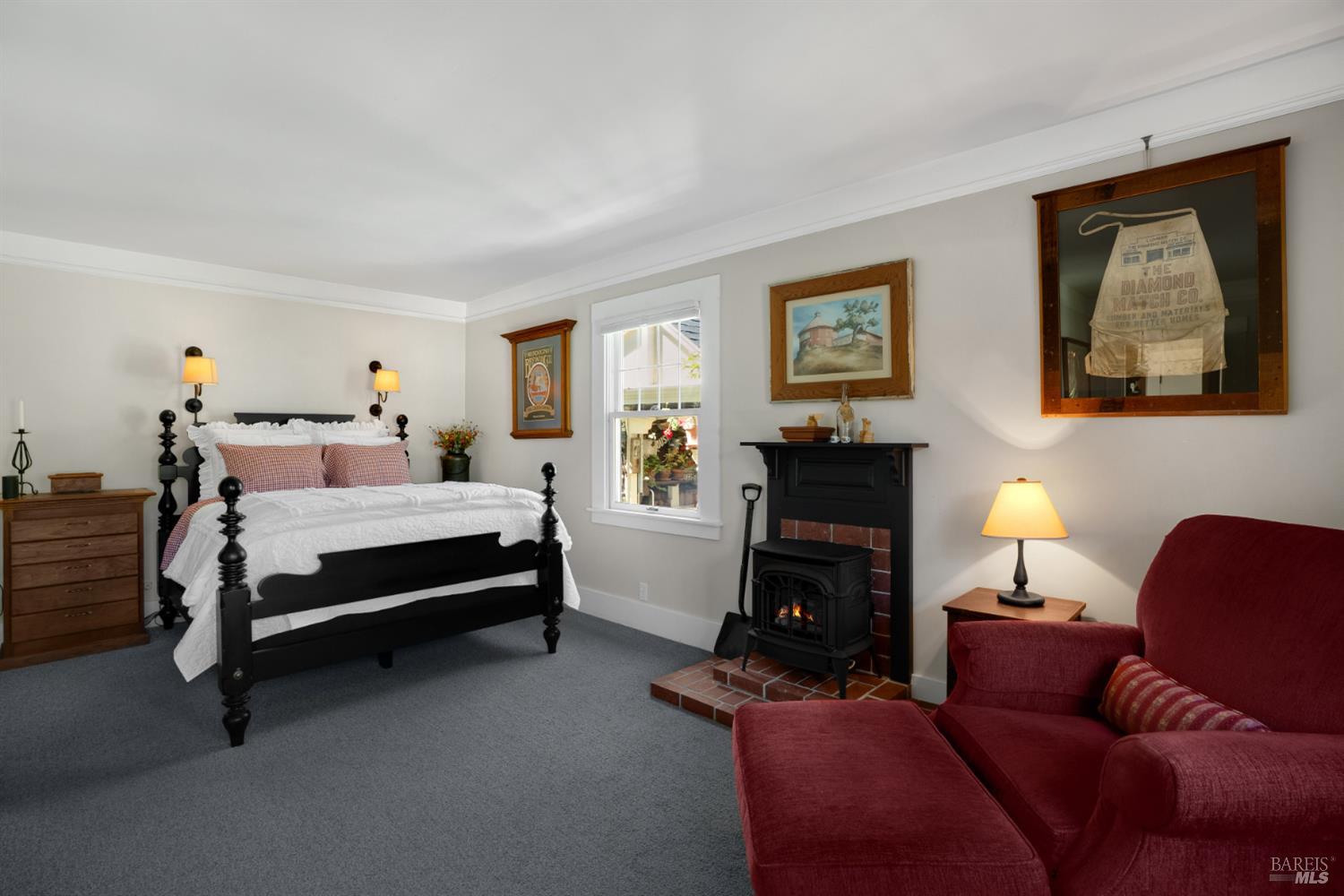 931 Humboldt Street Santa Rosa, CA 95404 - Photo 21 of 61 Spacious downstairs primary suite with gas stove.