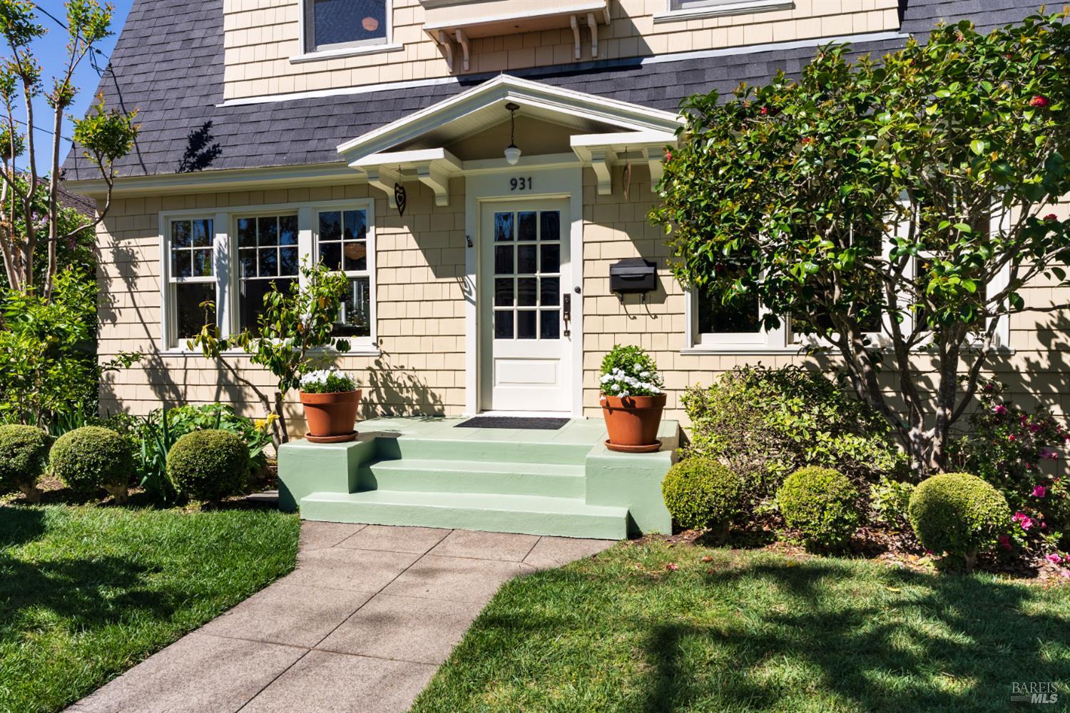 931 Humboldt Street Santa Rosa, CA 95404 - Photo 7 of 61