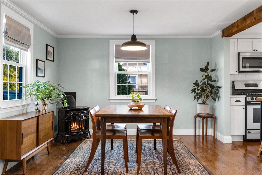 13 Parsons Drive Beverly, MA 01915 - Photo 10 of 31 a dining room with furniture and window