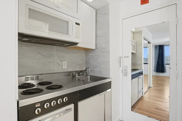 $155,000 | 70 Southbridge Street, Unit 310, Worcester, MA 01608