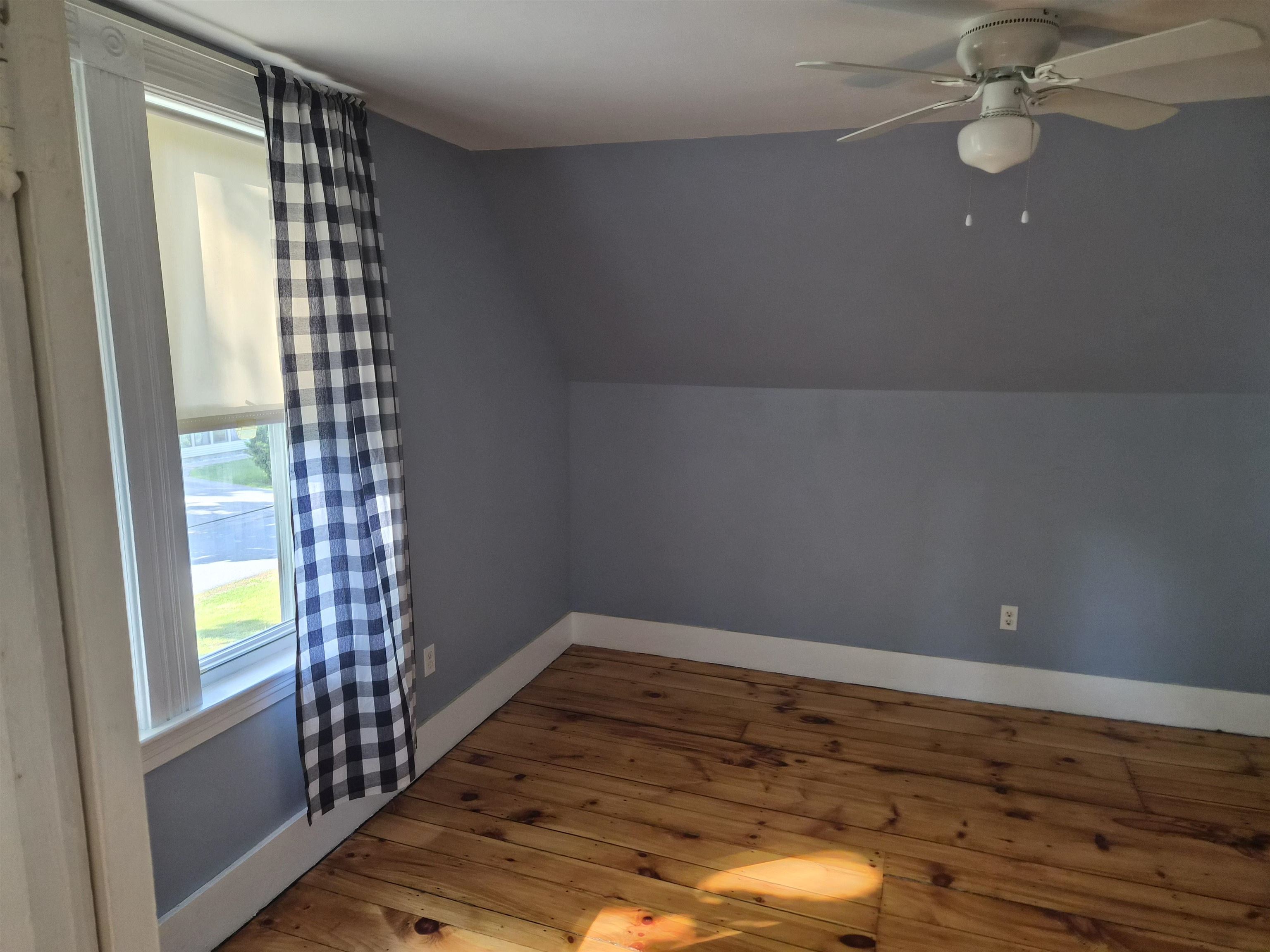 22 Fairview Avenue Derry, NH 03038 - Photo 17 of 23