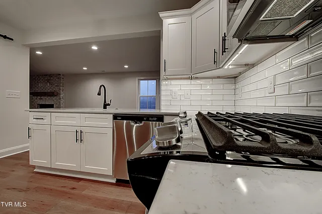 $449,900 | 224 Dry Kiln Court, Johnson City, TN 37615