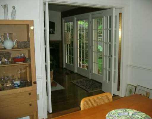 735 Pinetree Road Mt. Lebanon, PA 15243 - Photo 3 of 8 Dining Room.