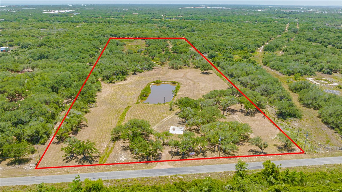 1030 Airport Road Rockport, TX 78382 - Photo 3 of 12