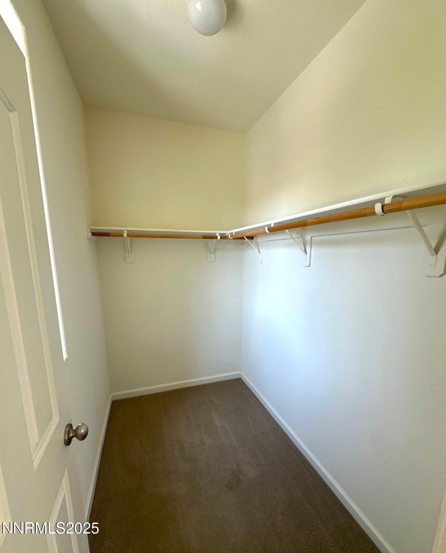 545 Terracina Way Reno, NV 89521 - Photo 23 of 26 down-net_http20250905-329-89bjlt