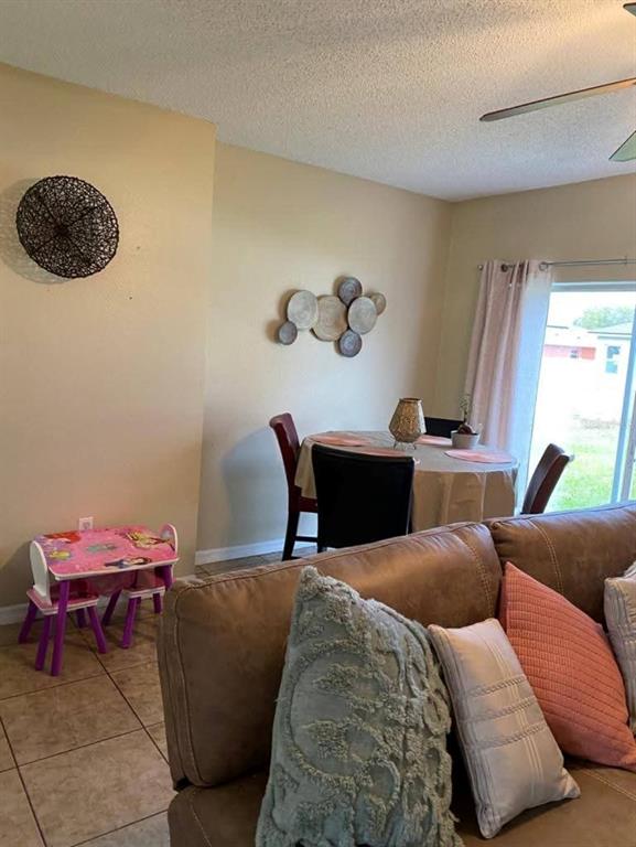 611 Linnet Court Kissimmee, FL 34759 - Photo 2 of 5