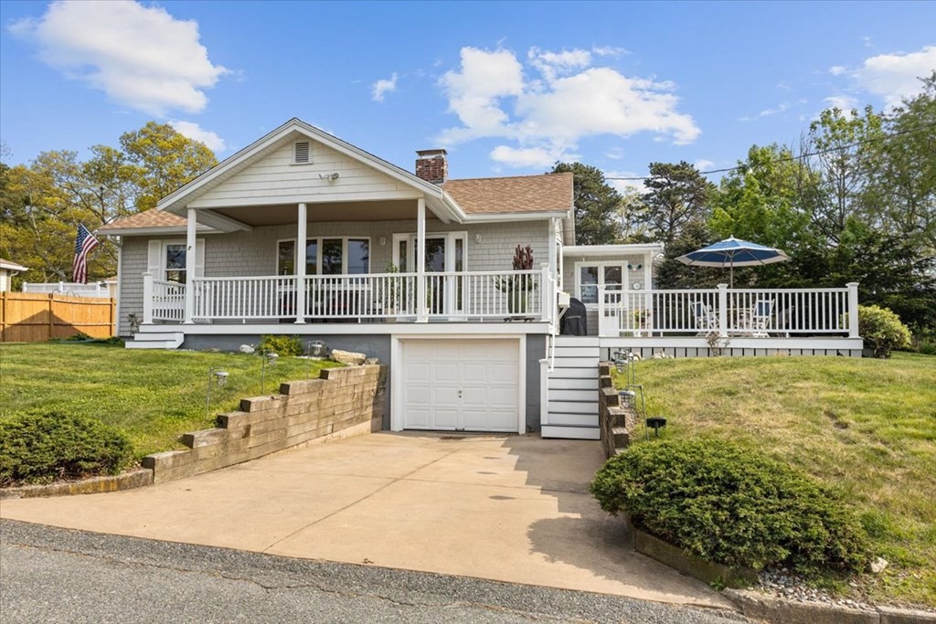 7 Glendale Road Wareham, MA 02558 - Photo 1 of 33 front view of a house with a yard