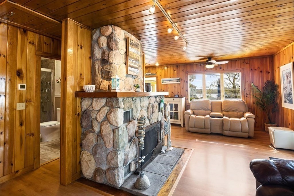 7 Glendale Road Wareham, MA 02558 - Photo 10 of 33 a living room with furniture and a large window