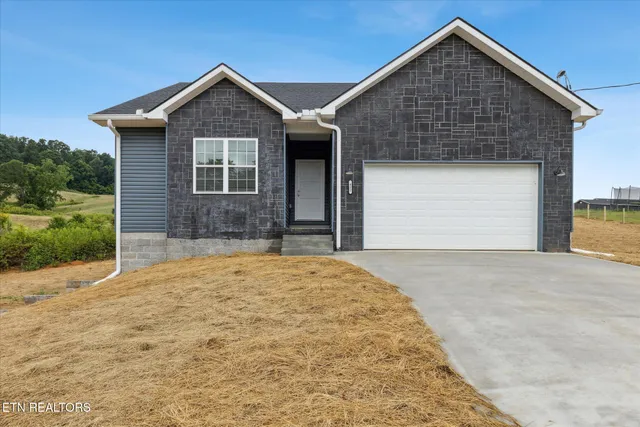 $524,900 | 422 McGuire Road, Jefferson City, TN 37760