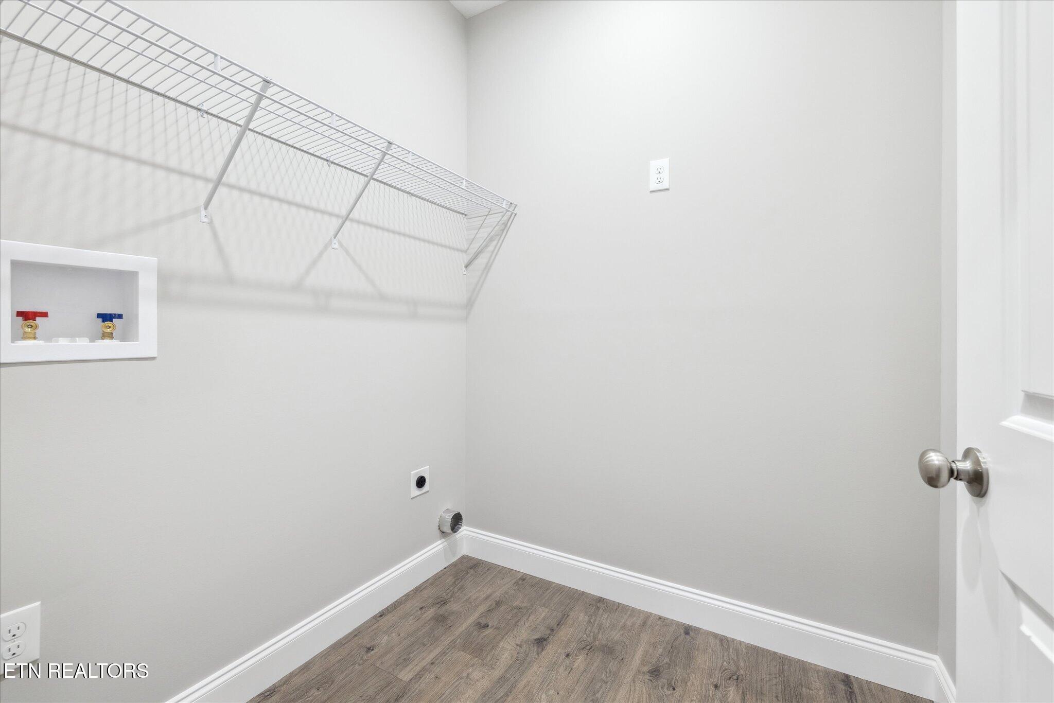 422 McGuire Road Jefferson City, TN 37760 - Photo 12 of 20 08-IMG_0187