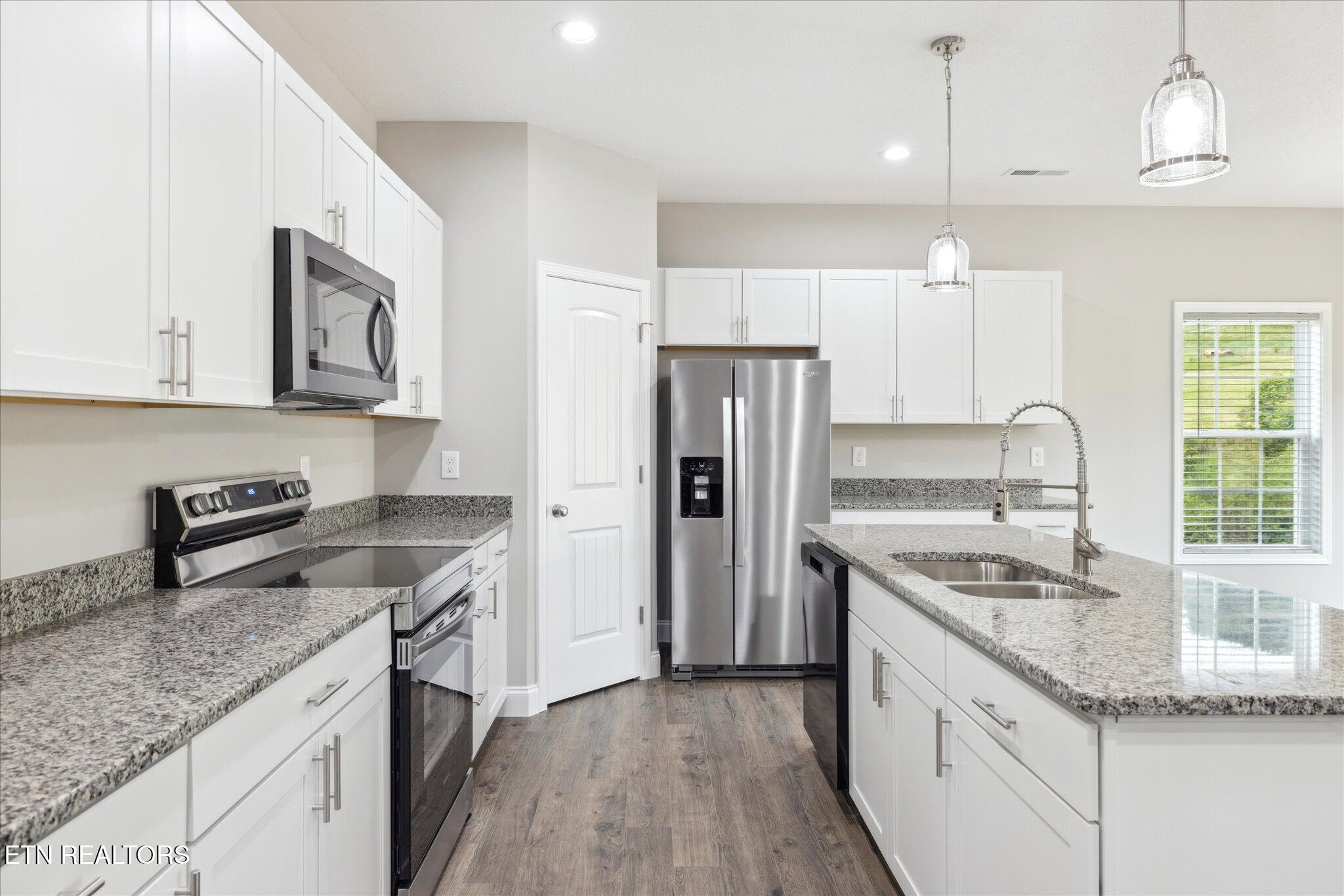 422 McGuire Road Jefferson City, TN 37760 - Photo 5 of 20 13-IMG_0217