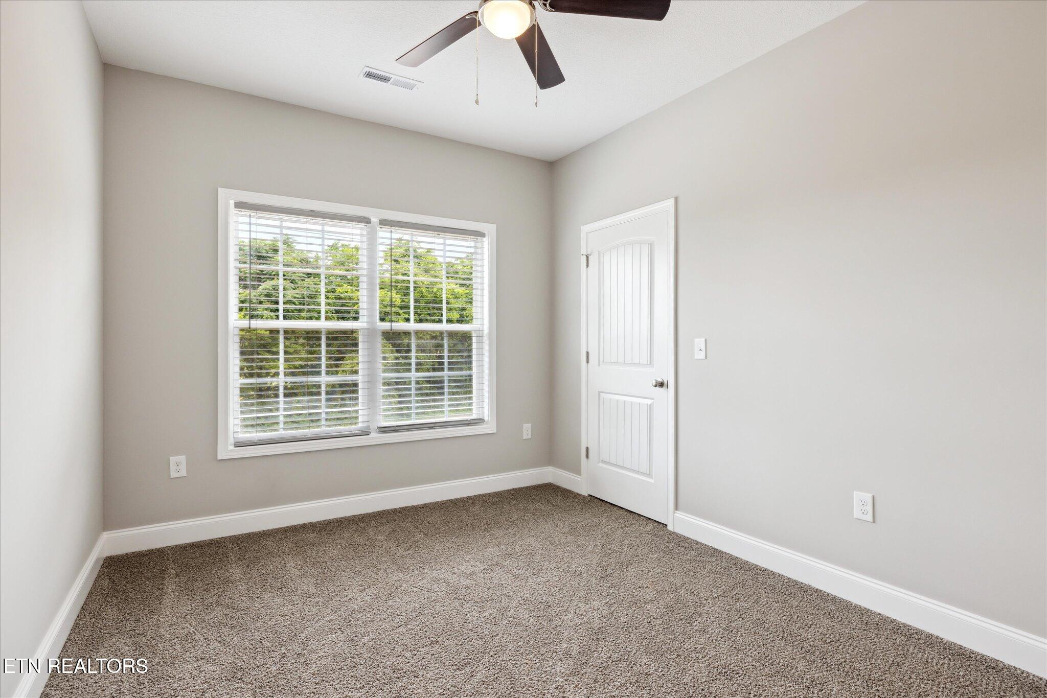 422 McGuire Road Jefferson City, TN 37760 - Photo 8 of 20 04-IMG_0157