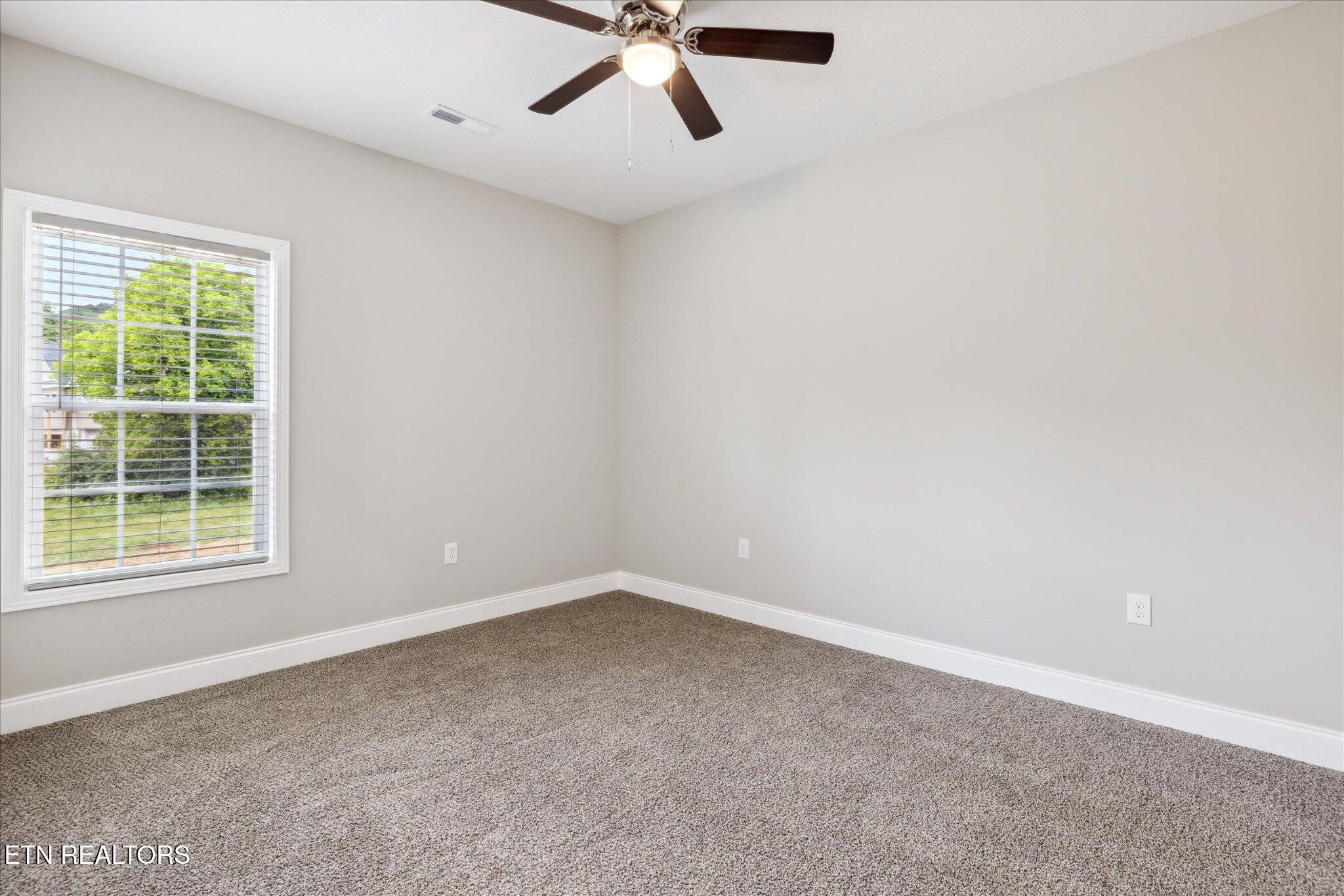 422 McGuire Road Jefferson City, TN 37760 - Photo 9 of 20 05-IMG_0167