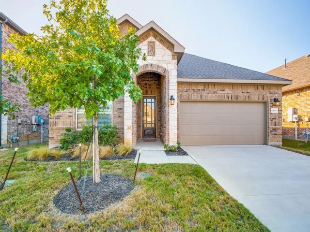 $430,000 | 1913 Renwick Drive, Celina, TX 75009