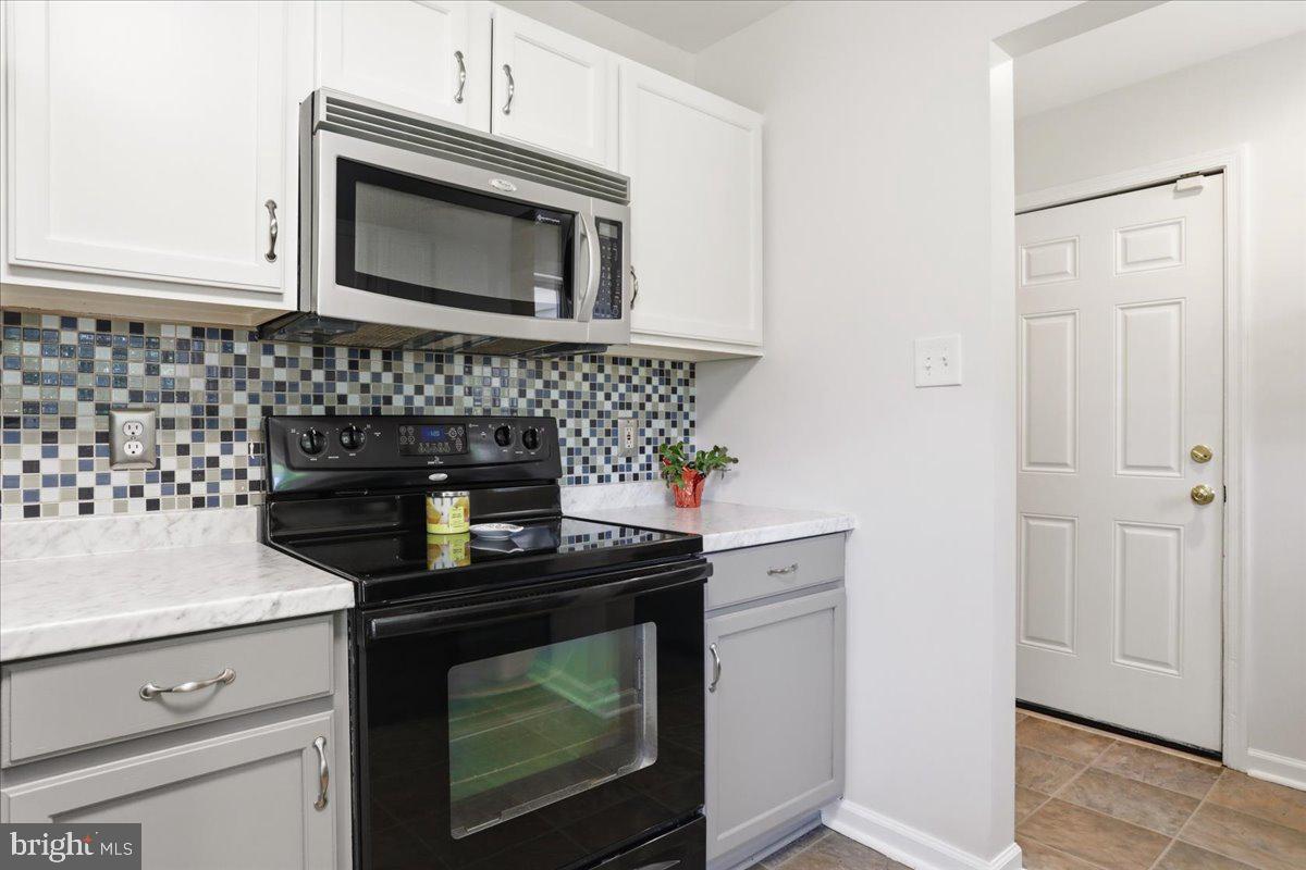 16818 Sterling Road Williamsport, MD 21795 - Photo 10 of 48 Kitchen