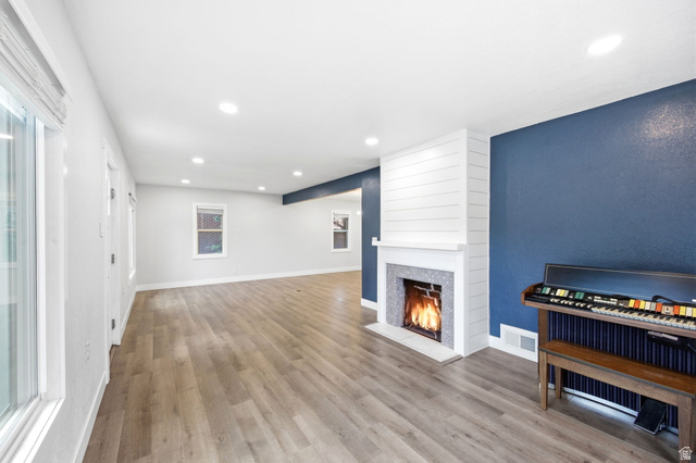 155 East 200 South Bountiful, UT 84010 - Photo 6 of 44