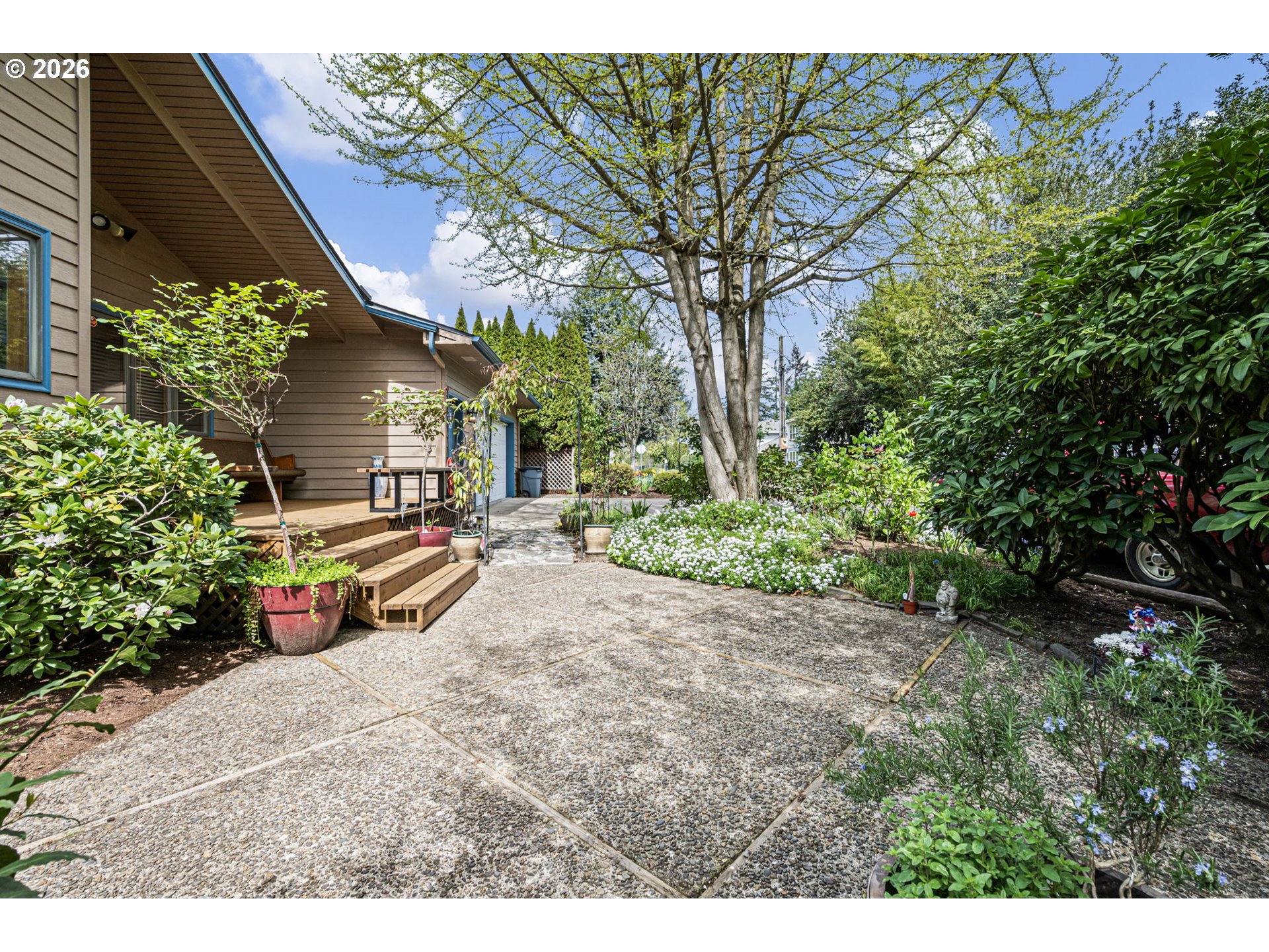 84 Green Lane Eugene, OR 97404 - Photo 5 of 41 a view of a back yard of the house